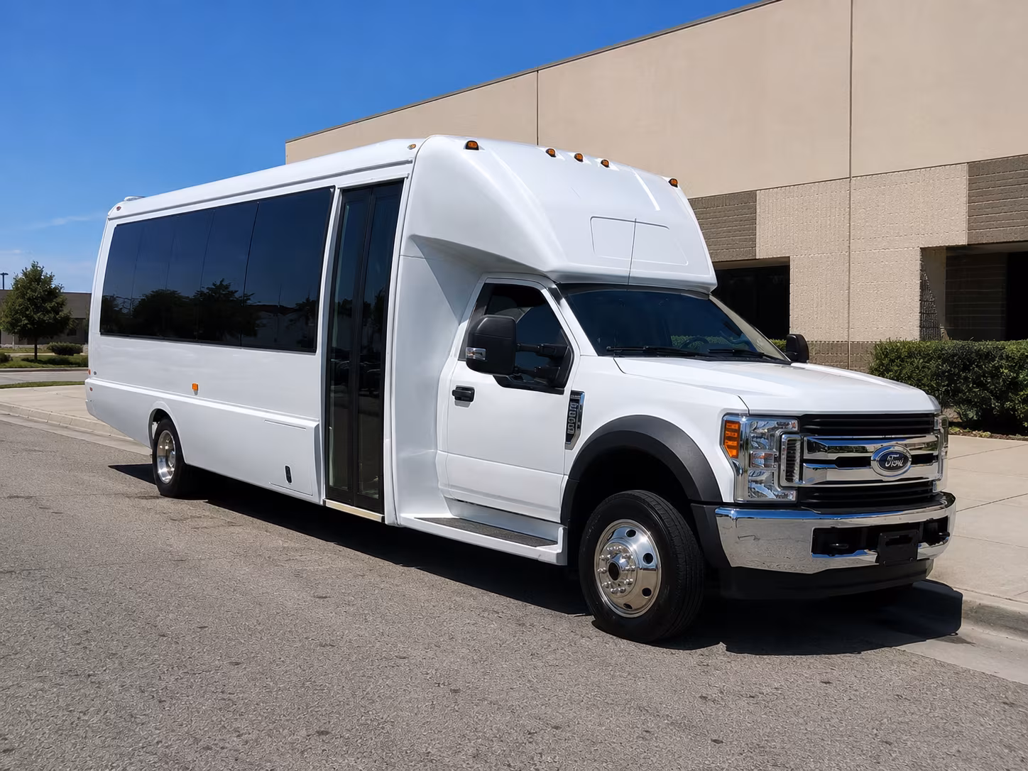 Ontario Airport Shuttle & Transportation party bus exterior