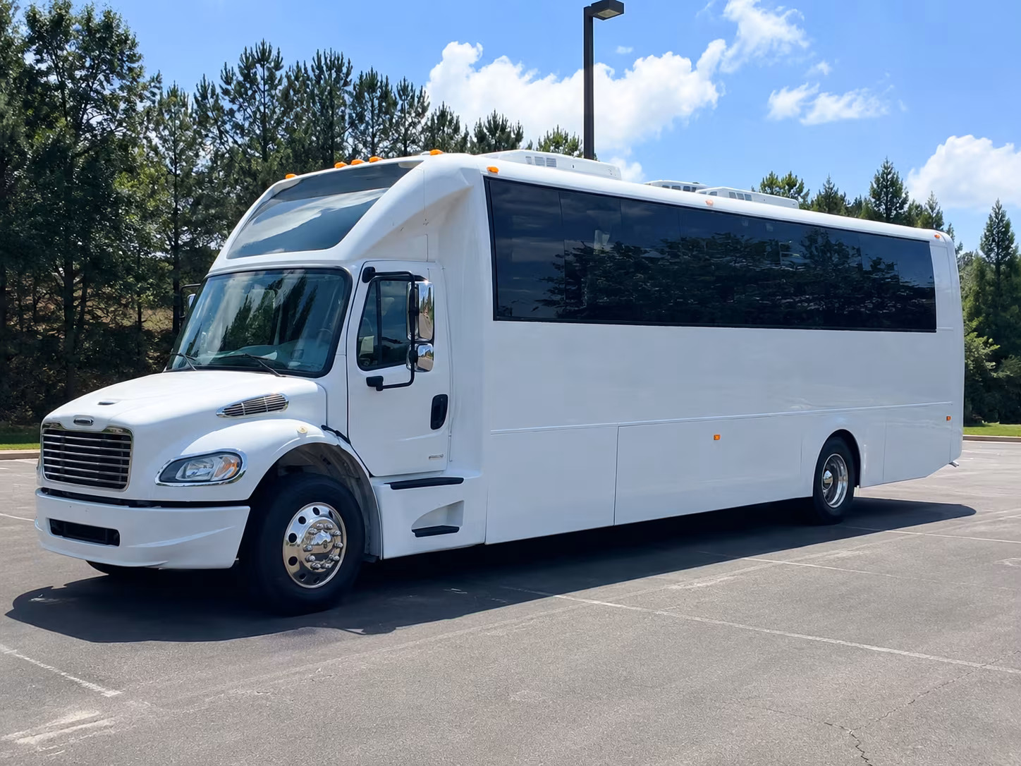 Ontario Birthday, Sweet 16, & Quinceañera Transportation party bus exterior