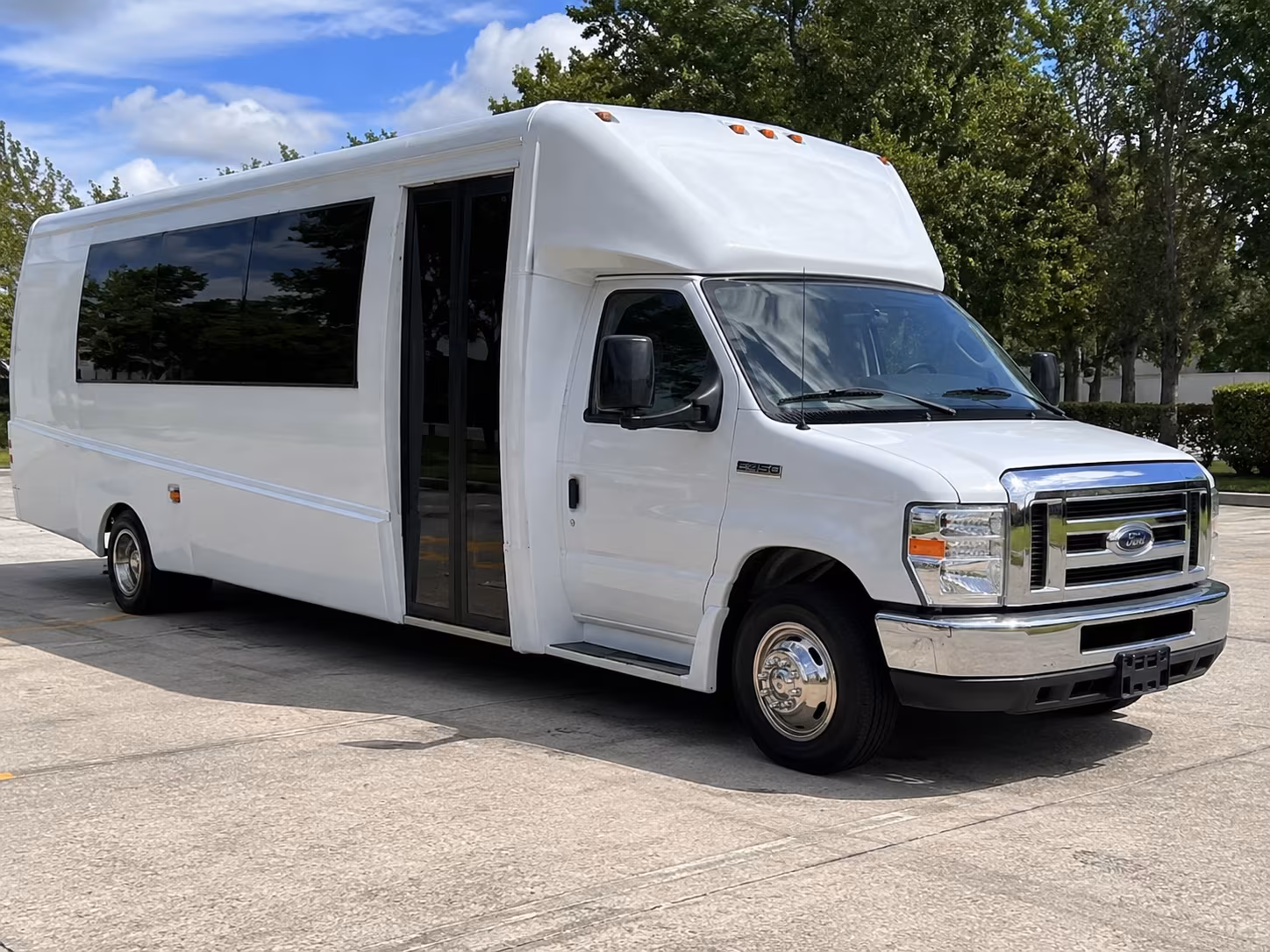 Ontario Prom & Homecoming Transportation onboard seating