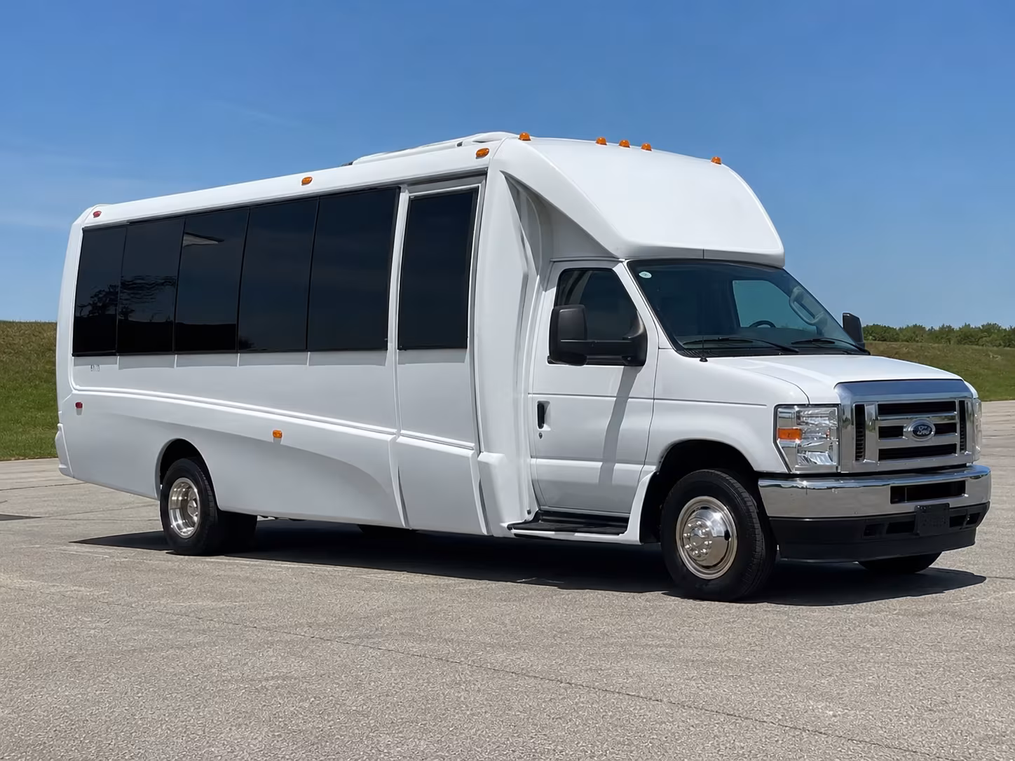 Ontario Sporting Event Transportation party bus exterior