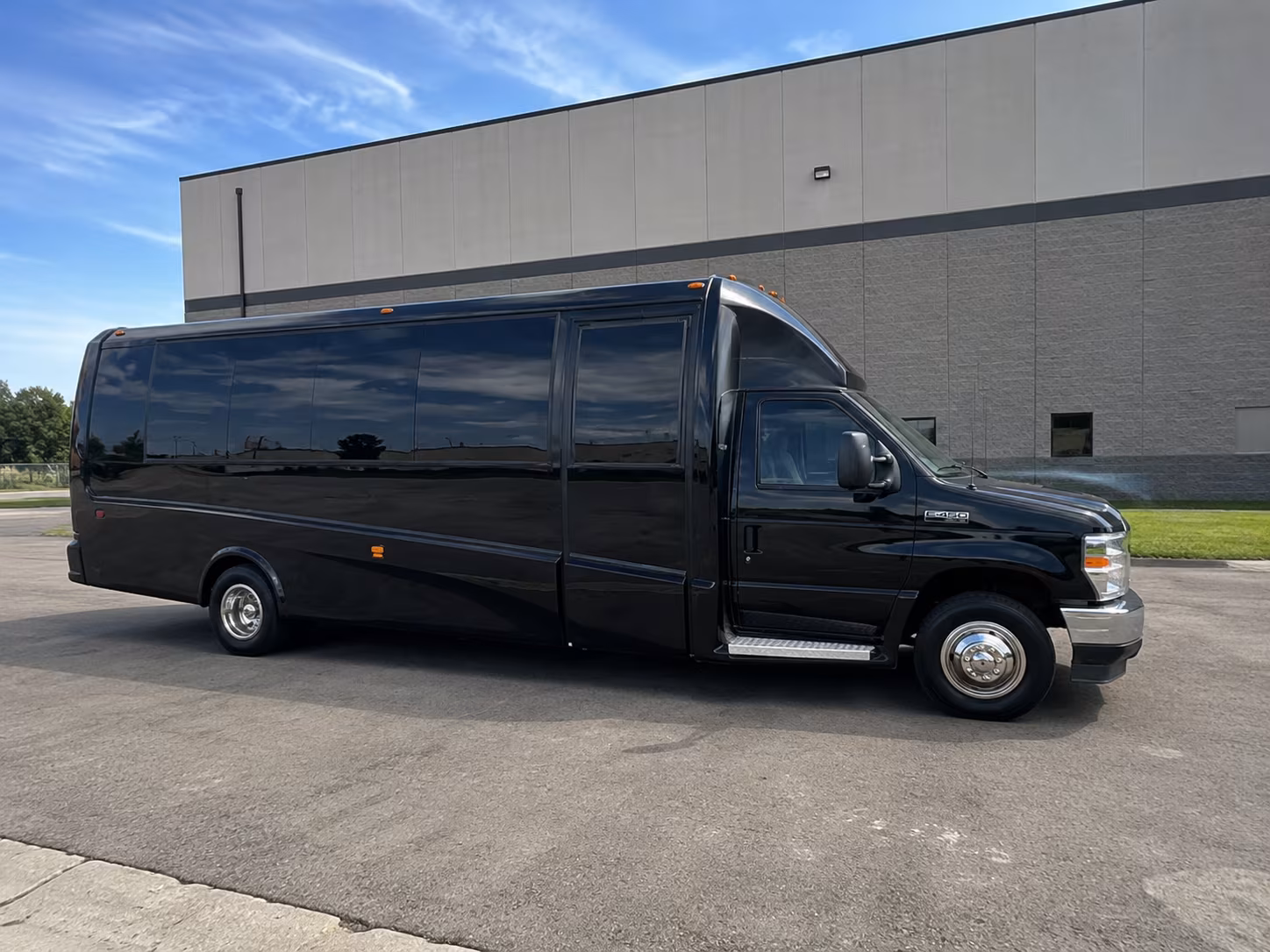 Rancho Cucamonga Wedding Transportation & Shuttle Service