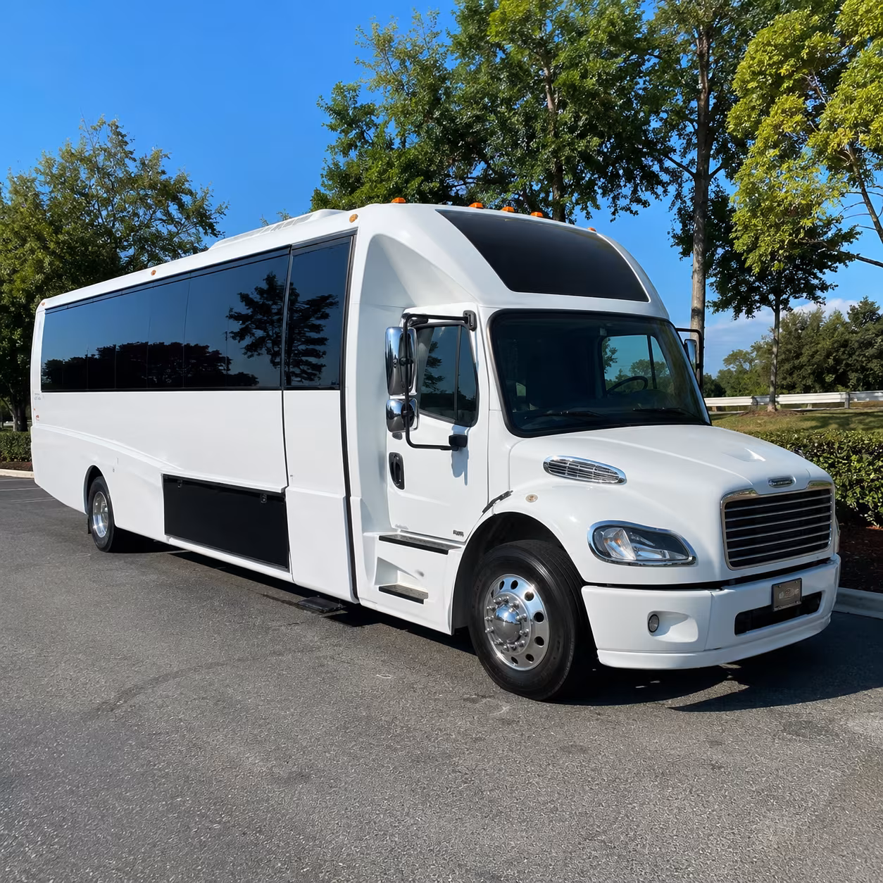 Riverside Birthday, Sweet 16, & Quinceañera Party Bus Rentals